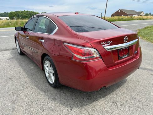Used 2014 Nissan Altima 2.5 SV FWD image 8