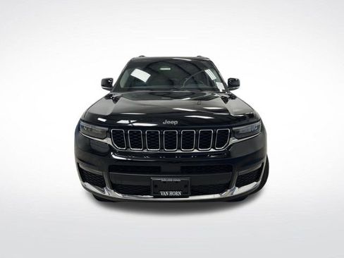 Used 2022 Jeep Grand Cherokee L Limited image 12
