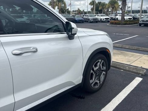 Used 2025 Hyundai Palisade SEL FWD image 2