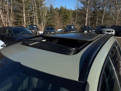 Certified 2024 Volvo XC40 B5 Plus w/ Protection Package Premier image 15