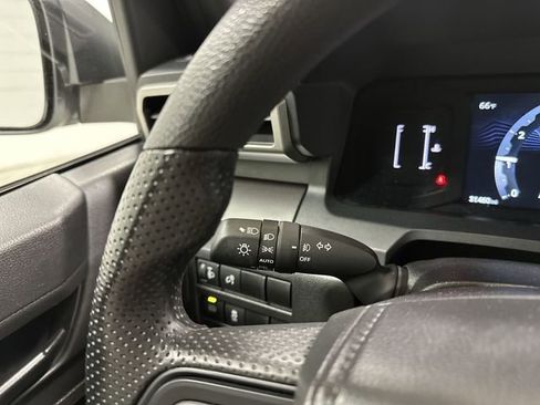 Used 2025 Toyota Tacoma SR5 RWD image 18