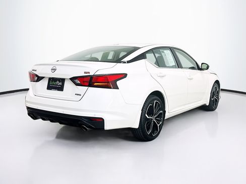 Used 2024 Nissan Altima 2.5 SR AWD/4WD image 9