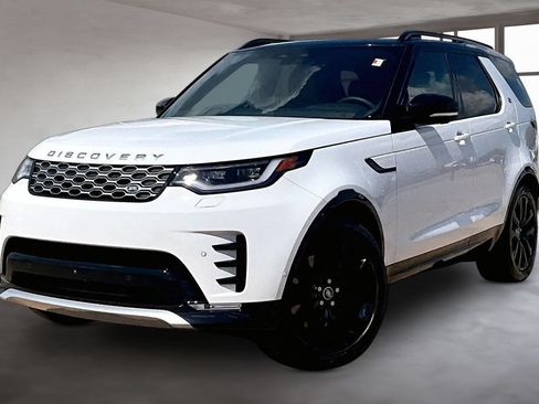 Certified 2026 Land Rover Discovery Limited Edition AWD/4WD image 1