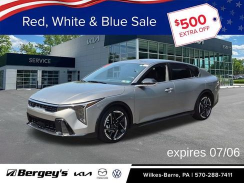 Certified 2025 Kia K4 GT-Line FWD image 1