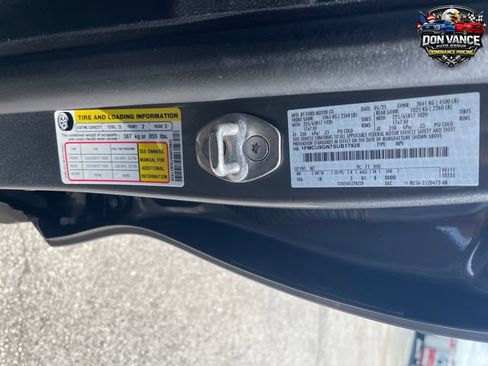 Used 2025 Ford Escape Active AWD/4WD image 28