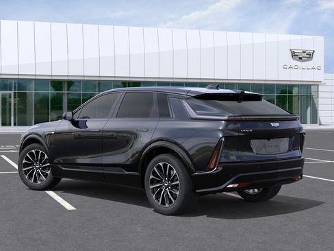 New 2026 Cadillac Lyriq Sport RWD image 6