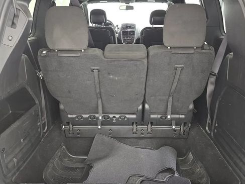 Used 2015 Dodge Grand Caravan SXT w/ Blacktop Package FWD image 7