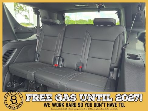 New 2026 GMC Yukon Denali w/ Denali Reserve Package AWD/4WD image 17