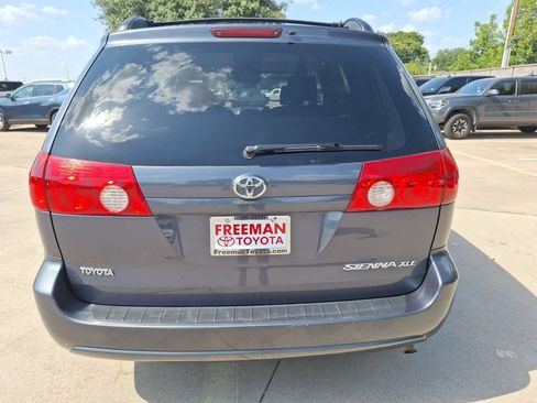 Used 2006 Toyota Sienna XLE FWD image 5