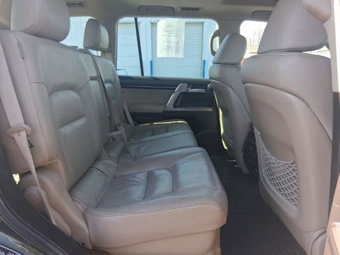 Used 2008 Toyota Land Cruiser Base image 15