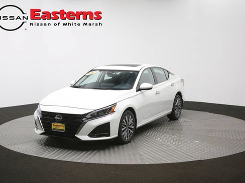 Used 2023 Nissan Altima 2.5 SV w/ SV Premium Package AWD/4WD image 55