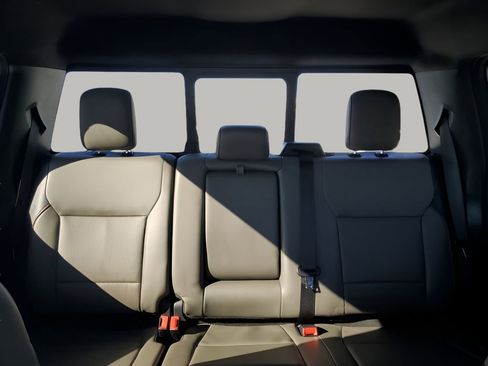 Used 2025 Ford F150 Lariat w/ Equipment Group 502A High image 42