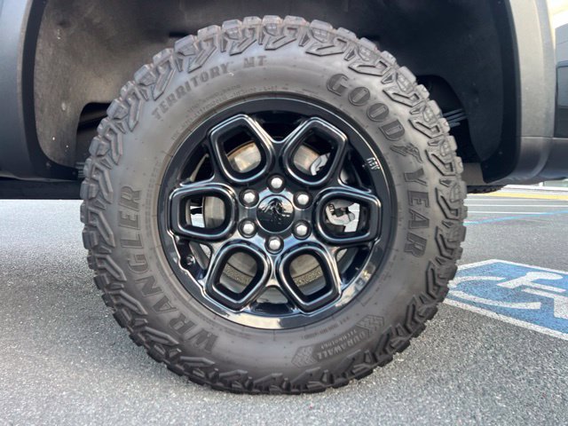 Used 2023 Chevrolet Silverado 1500 ZR2 w/ ZR2 Bison Edition AWD/4WD image 12