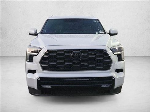 Used 2024 Toyota Sequoia Platinum AWD/4WD image 2