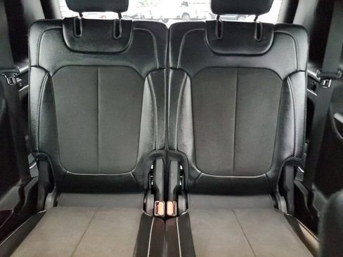 Used 2023 Jeep Grand Cherokee L Altitude image 14