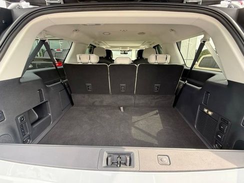 Used 2025 Lincoln Navigator L Reserve AWD/4WD image 17
