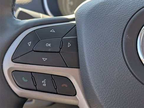 Certified 2022 Jeep Cherokee Limited image 27