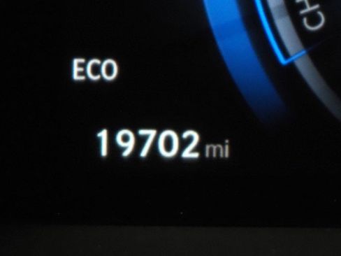 Used 2024 Lexus RZ 300e Premium w/ Technology Package image 20