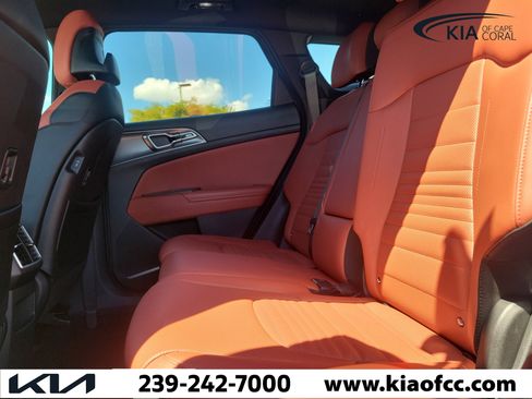 Certified 2023 Kia Sportage SX FWD image 15