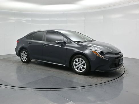 Used 2024 Toyota Corolla LE image 23