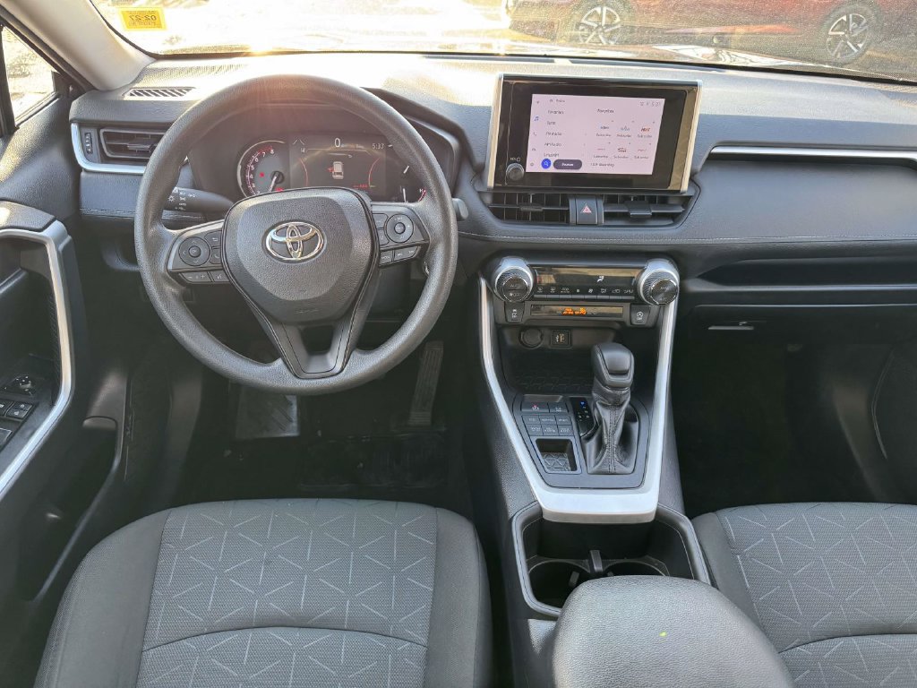 Used 2024 Toyota RAV4 XLE AWD/4WD image 14