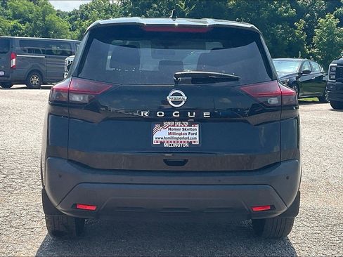 Used 2021 Nissan Rogue S image 6