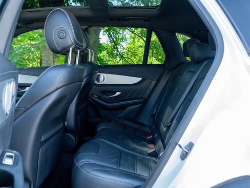 Used 2019 Mercedes-Benz GLC 63 AMG 4MATIC image 28