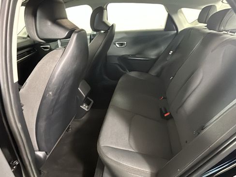 Used 2025 Kia K4 FWD image 26