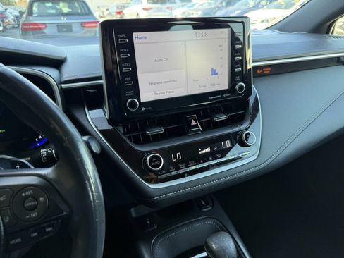 Used 2019 Toyota Corolla XSE image 20