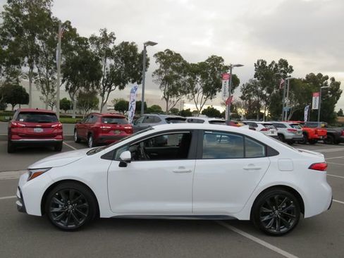 Certified 2026 Toyota Corolla SE image 7