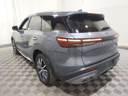 Used 2024 INFINITI QX60 Sensory AWD/4WD image 2