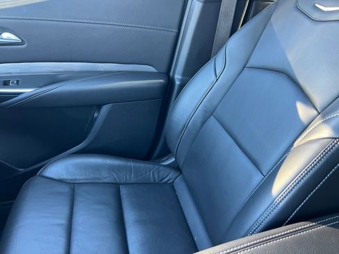 Certified 2024 Cadillac XT4 Premium Luxury image 30