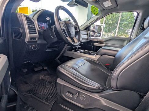 Used 2019 Ford F250 Lariat w/ Lariat Ultimate Package image 7