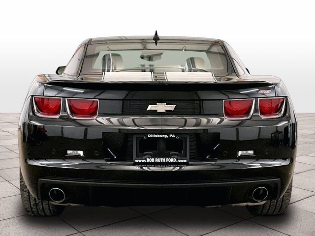 Used 2010 Chevrolet Camaro SS w/ RS Package RWD image 4