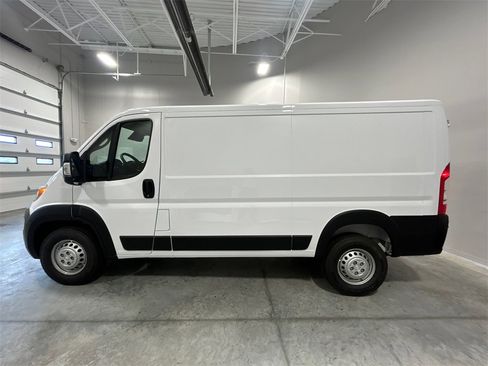 New 2025 RAM ProMaster 1500 w/ Cold Weather Group image 9