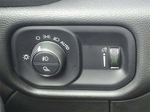 Used 2023 RAM 3500 Tradesman w/ Chrome Appearance Group image 27