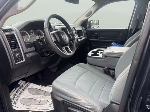 Used 2019 RAM 1500 Express AWD/4WD image 17