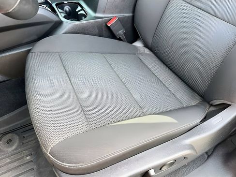 Used 2025 Chevrolet Colorado LT AWD/4WD image 18