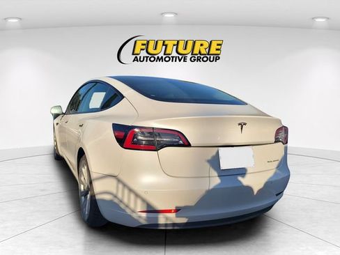 Used 2022 Tesla Model 3 Long Range AWD/4WD image 4