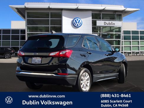 Used 2018 Chevrolet Equinox LS w/ LPO, Blackout Package image 4