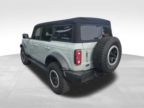 Used 2023 Ford Bronco Outer Banks w/ Sasquatch Package AWD/4WD image 3