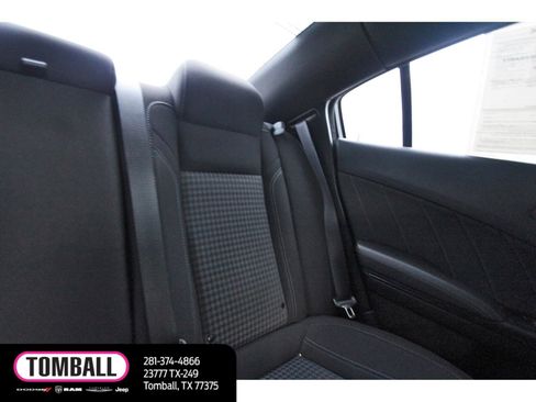 Used 2023 Dodge Charger SXT w/ Blacktop Package RWD image 12