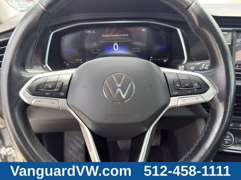 Used 2024 Volkswagen Jetta SE w/ Panoramic Sunroof Package FWD image 19