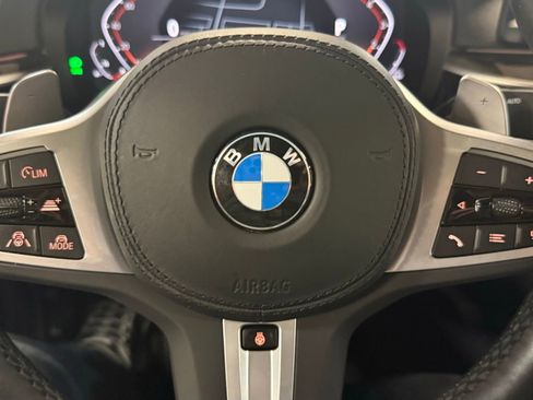 Used 2022 BMW 530i xDrive w/ M Sport Package image 38