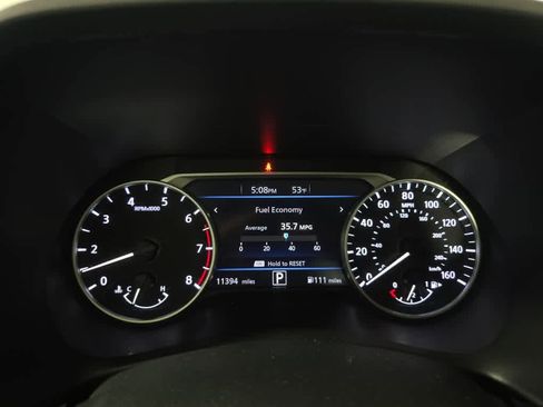 Used 2023 Nissan Sentra SR w/ Trunk Package image 30