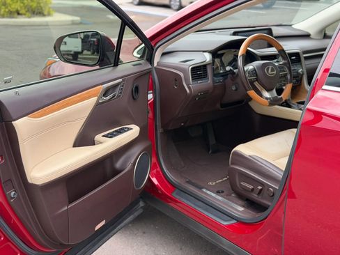 Used 2018 Lexus RX 350L FWD image 6