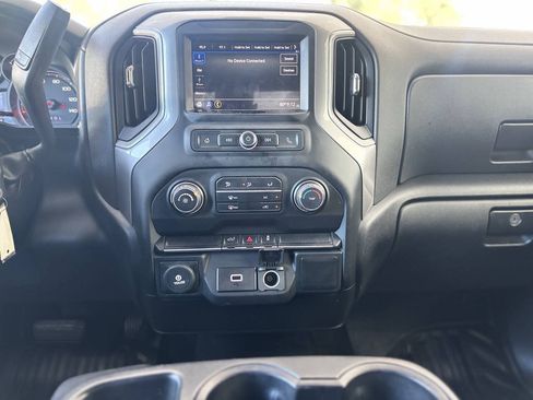 Used 2019 Chevrolet Silverado 1500 W/T w/ WT Convenience Package AWD/4WD image 17