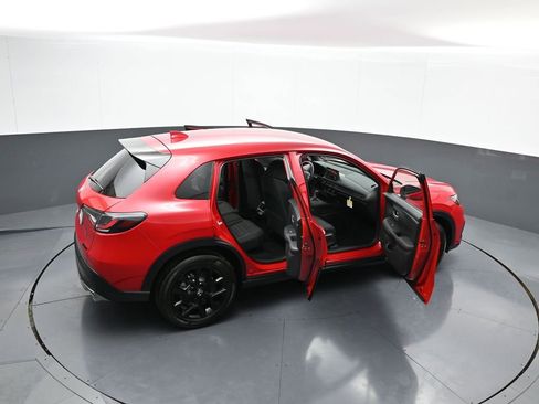 Certified 2025 Honda HR-V Sport image 43