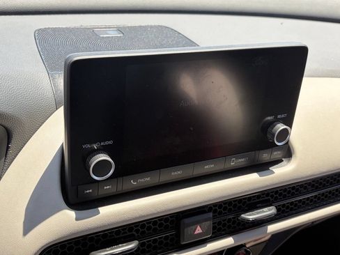 Used 2024 Honda HR-V LX image 10