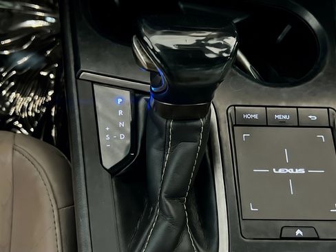 Used 2021 Lexus UX 250h w/ Accessory Package (Z1) AWD/4WD image 17
